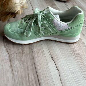 Brand new New Balance sneakers